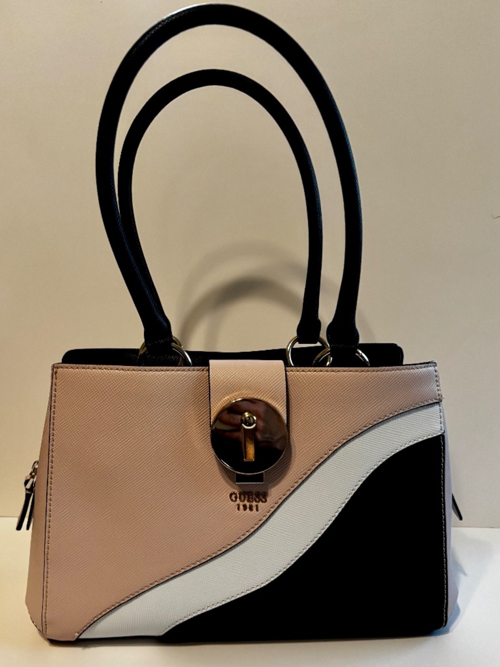 NWOT never used Guess color block blush pink, white and black satchel